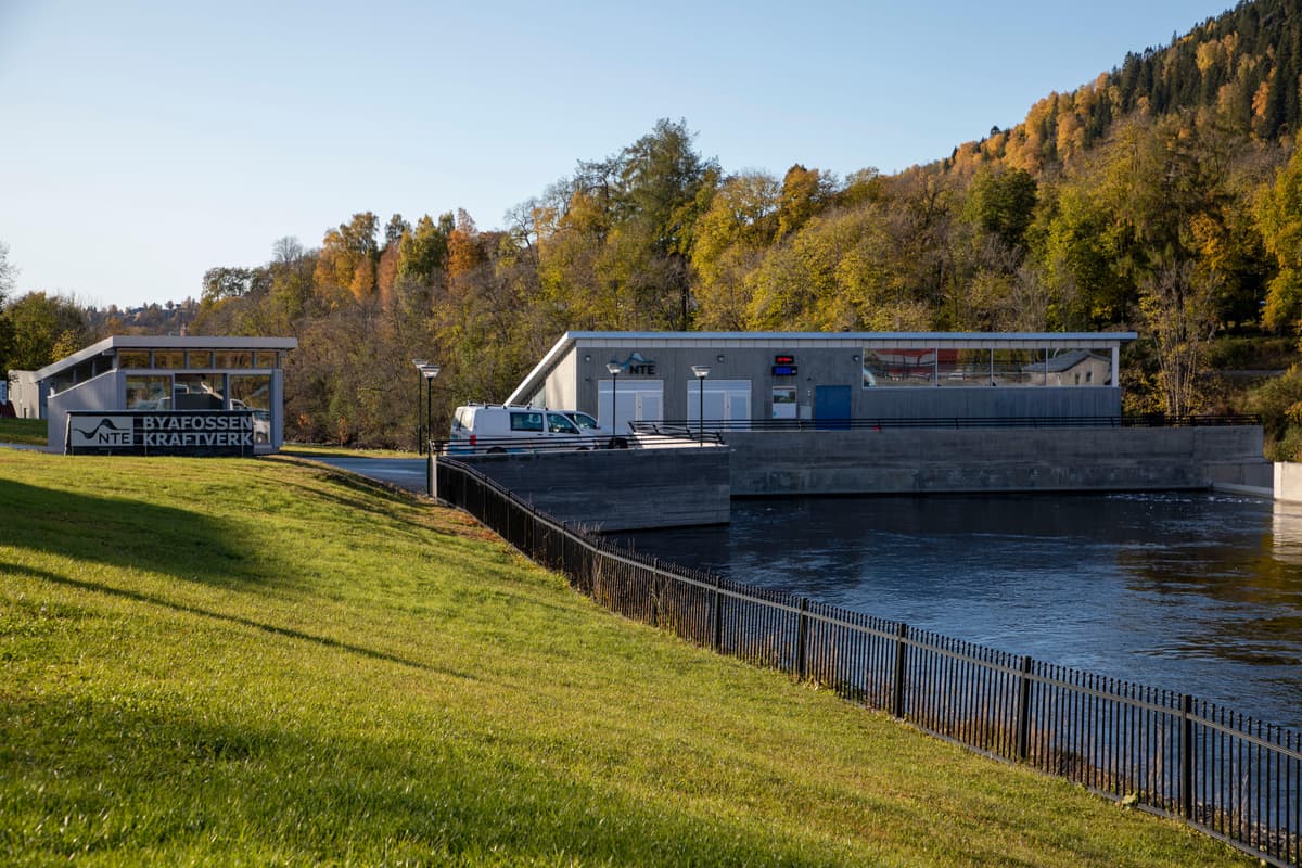 Byafossen kraftstasjon kraftstasjon fra utsiden Byafossen kraftstasjon kraftstasjon fra utsiden