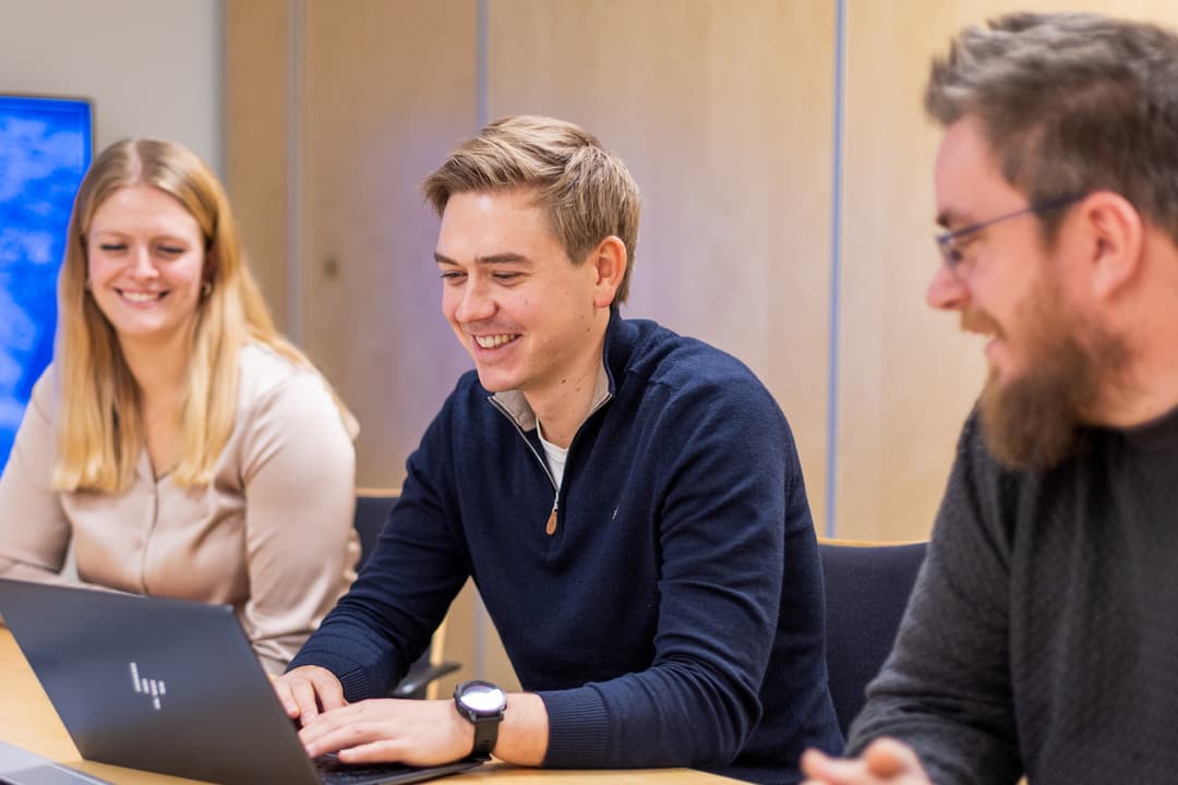 Karen M Husby, Jørgen Stubbe og Ole Kristian Følstad Karen M Husby, Jørgen Stubbe og Ole Kristian Følstad i møtet