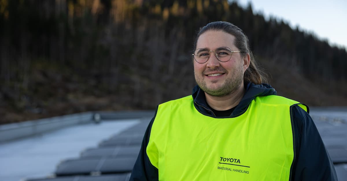 Mathias Haeger Smilende mann med briller og refleksvest